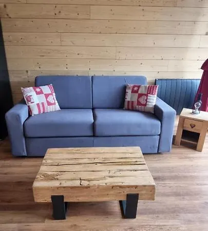 Les Gentianes Station Alpe Huez オリ